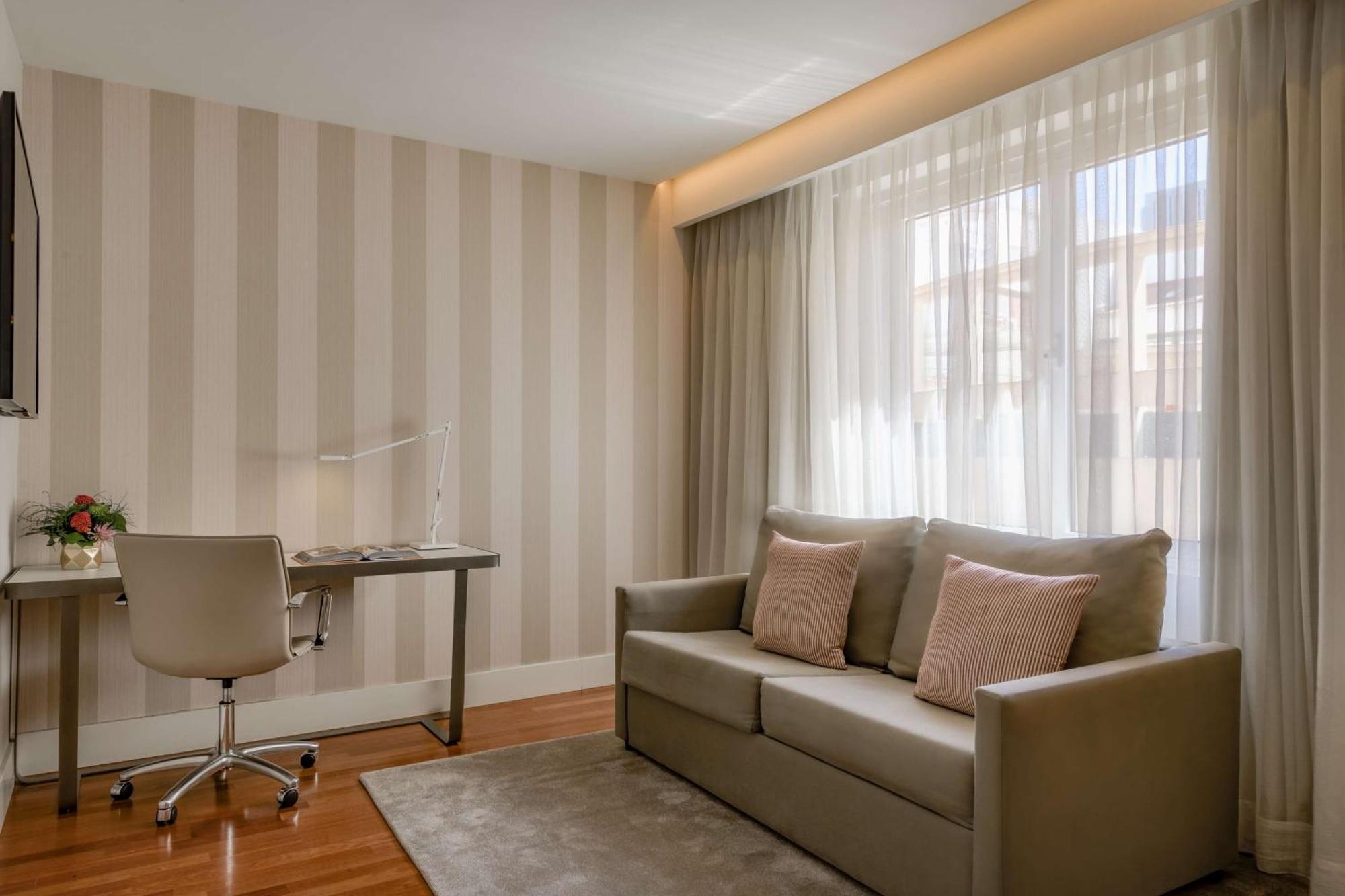Nh Collection Madrid Colon Hotel Exterior photo