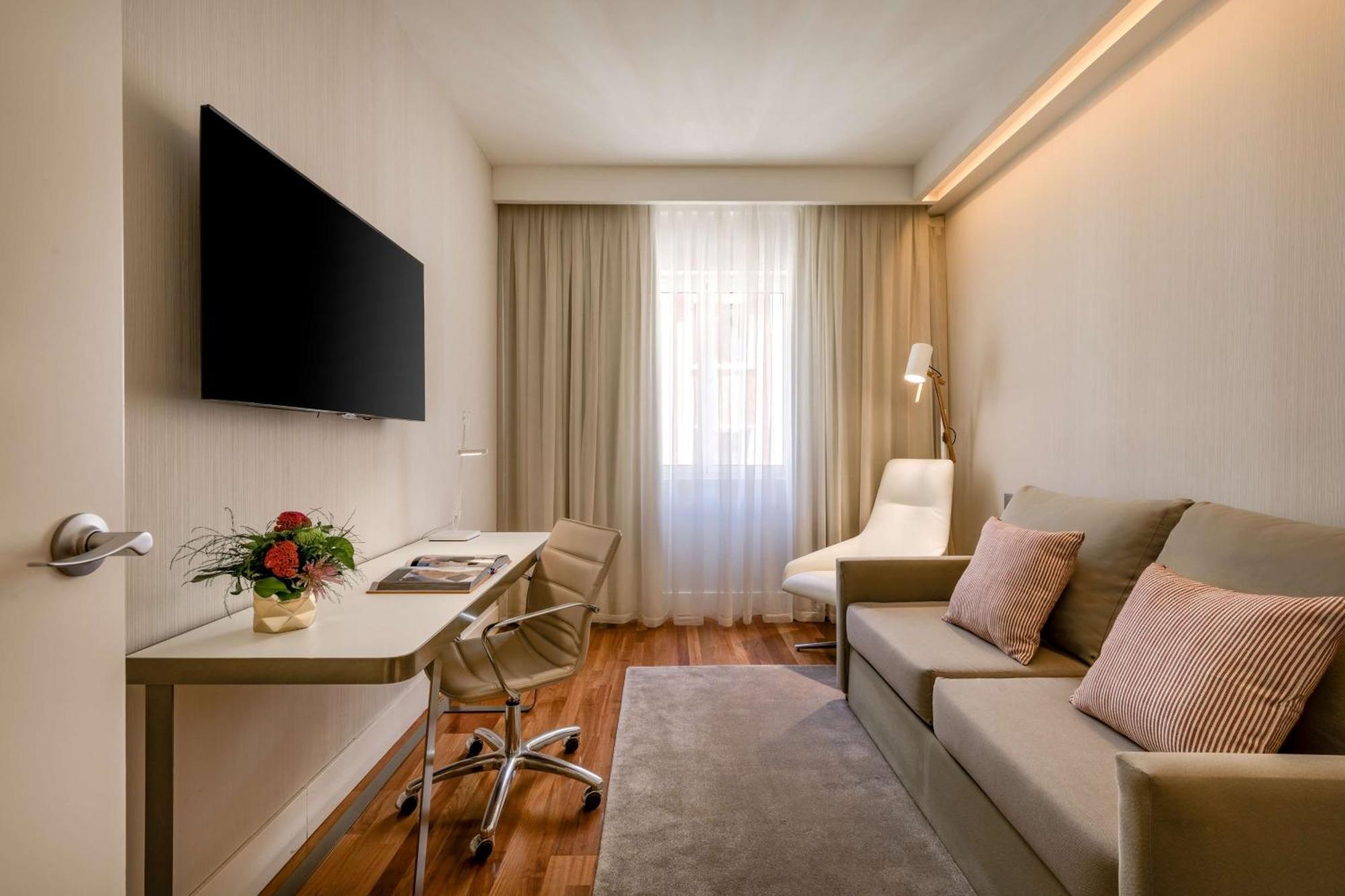 Nh Collection Madrid Colon Hotel Exterior photo