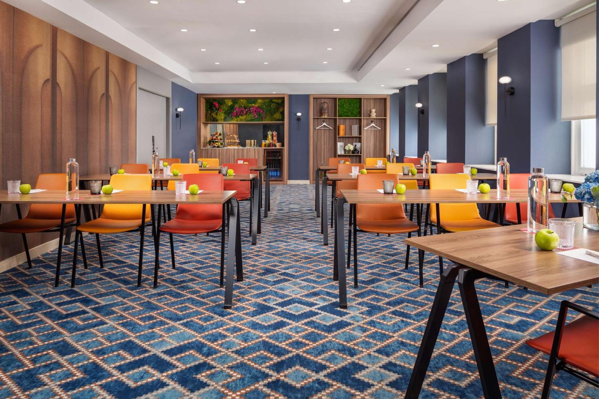 Nh Collection Madrid Colon Hotel Exterior photo