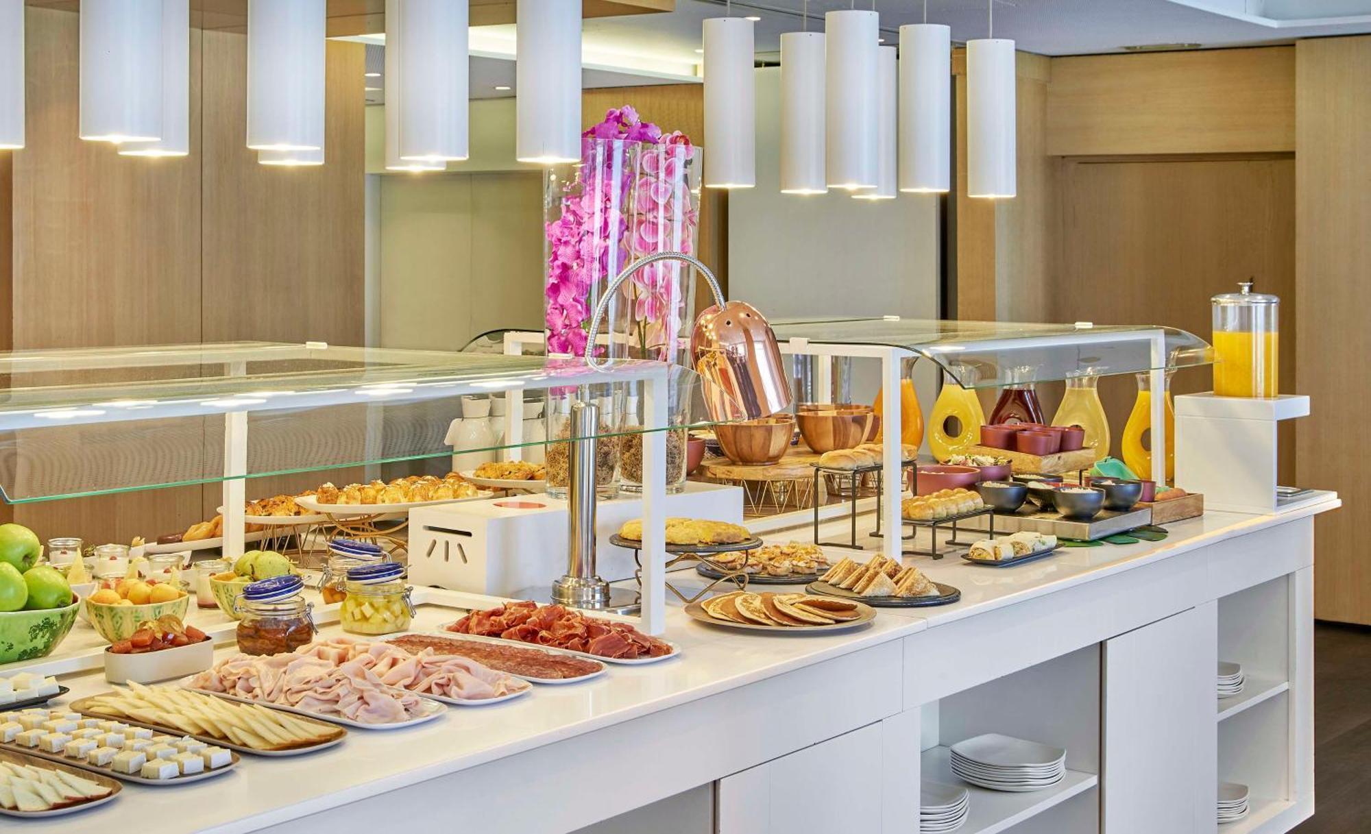 Nh Collection Madrid Colon Hotel Exterior photo